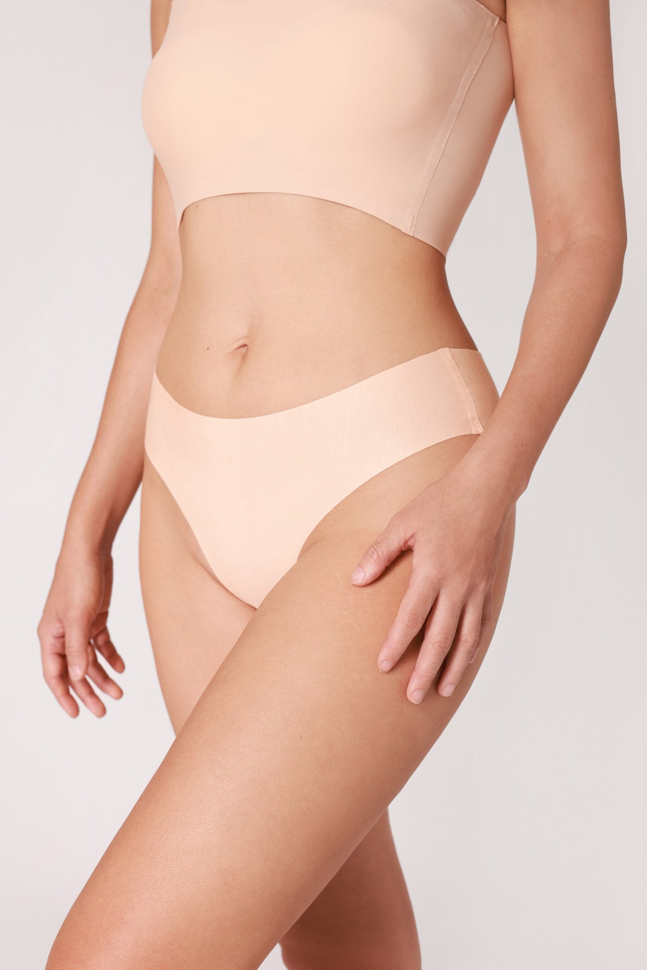 JUA NUR nude cheeky front