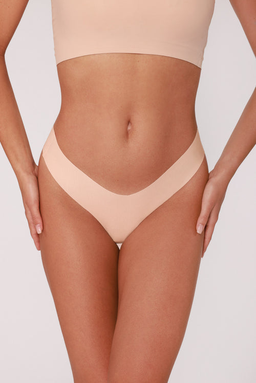 JUA NUR nude V shape front